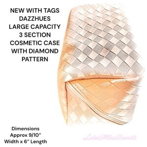 NEW W/TAGS LIGHT PINK DAZZHUES LARGE CAPAC 3 SECTION COSMETIC CASE-HIGH QUALITY